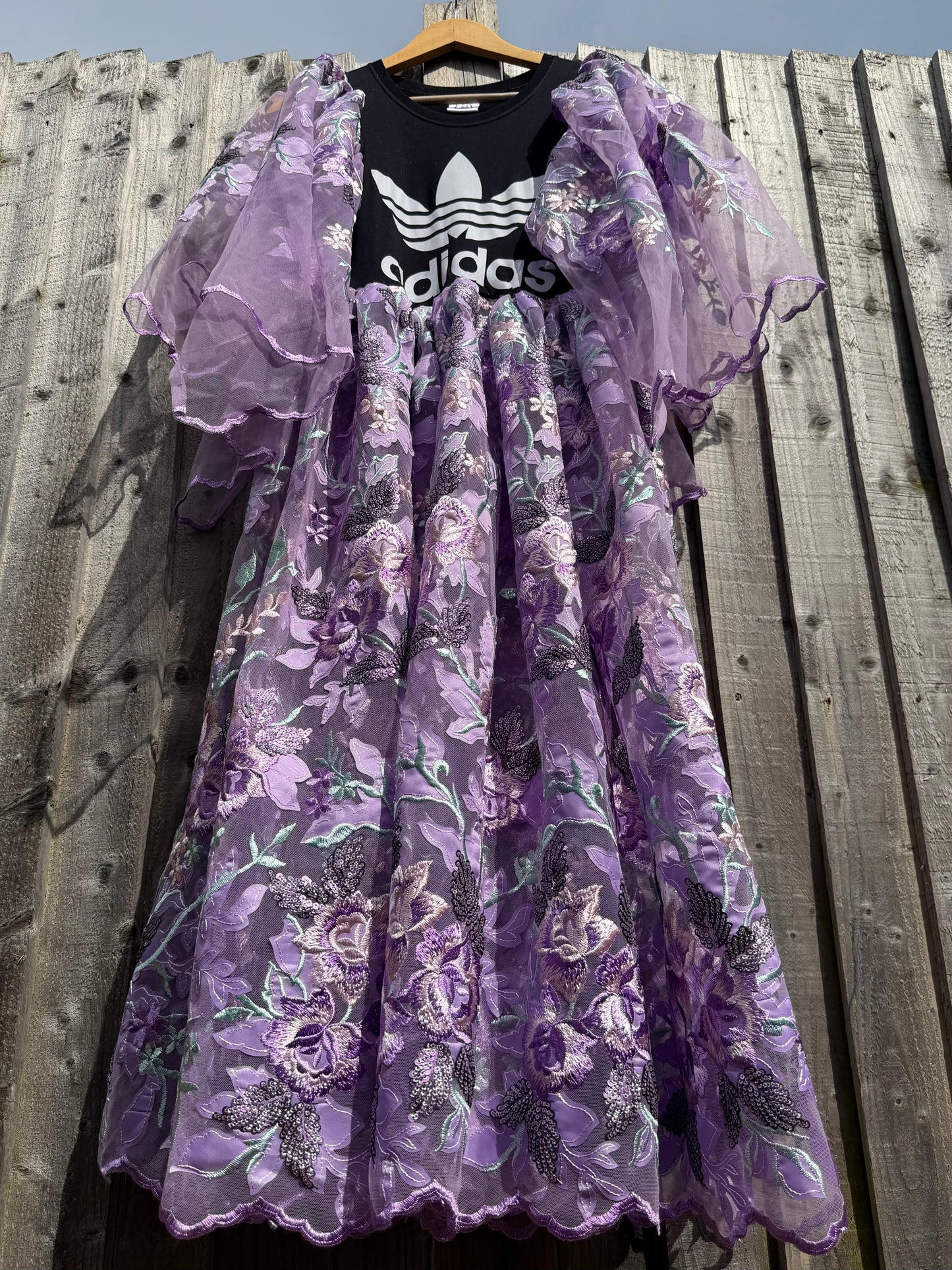 ‘Violet Cream’