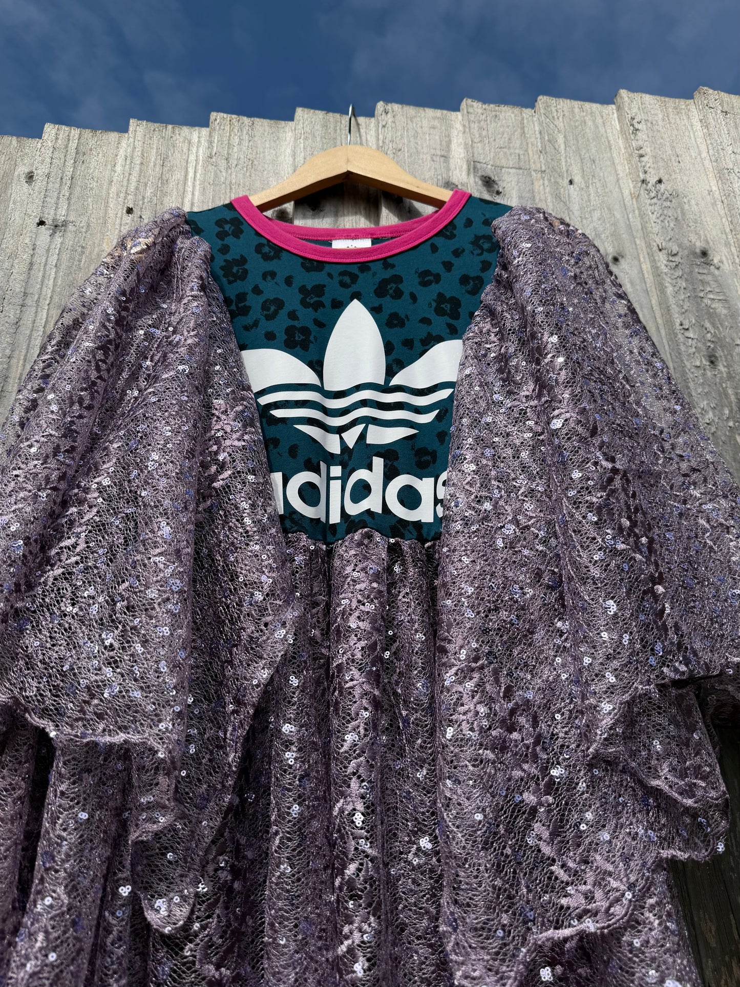 ‘Free Party Animal’