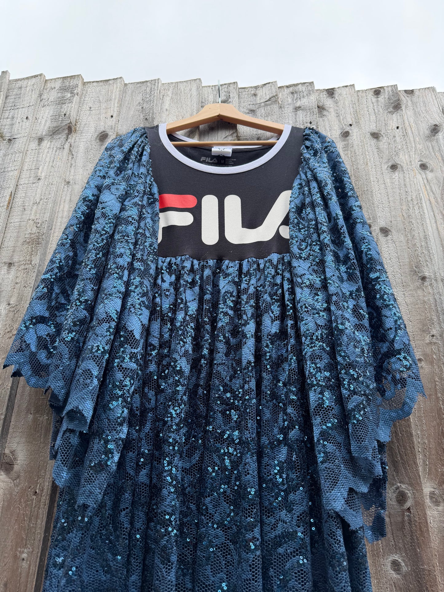 ‘Night Fila’