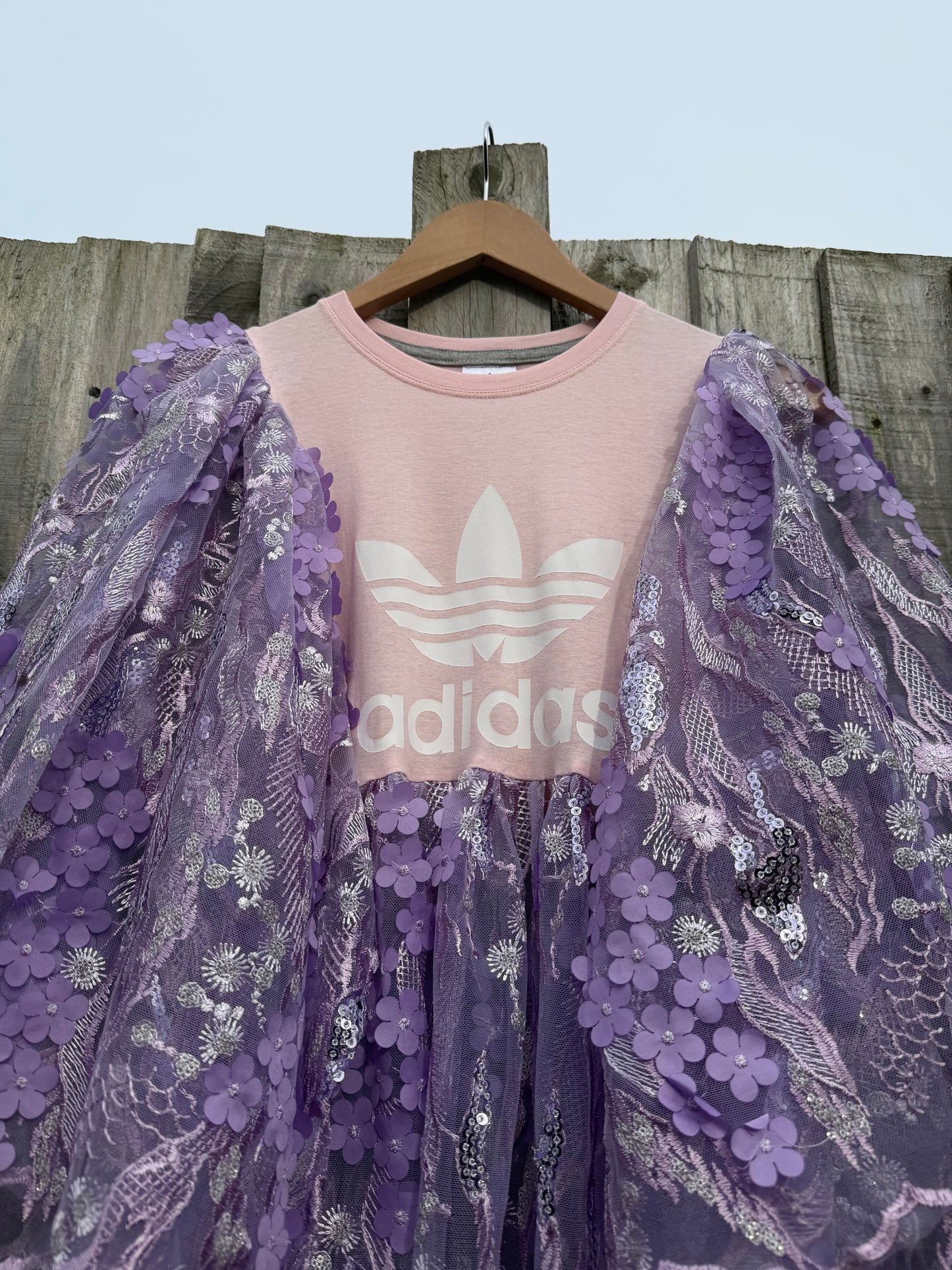 ‘Lilac Porn Star’