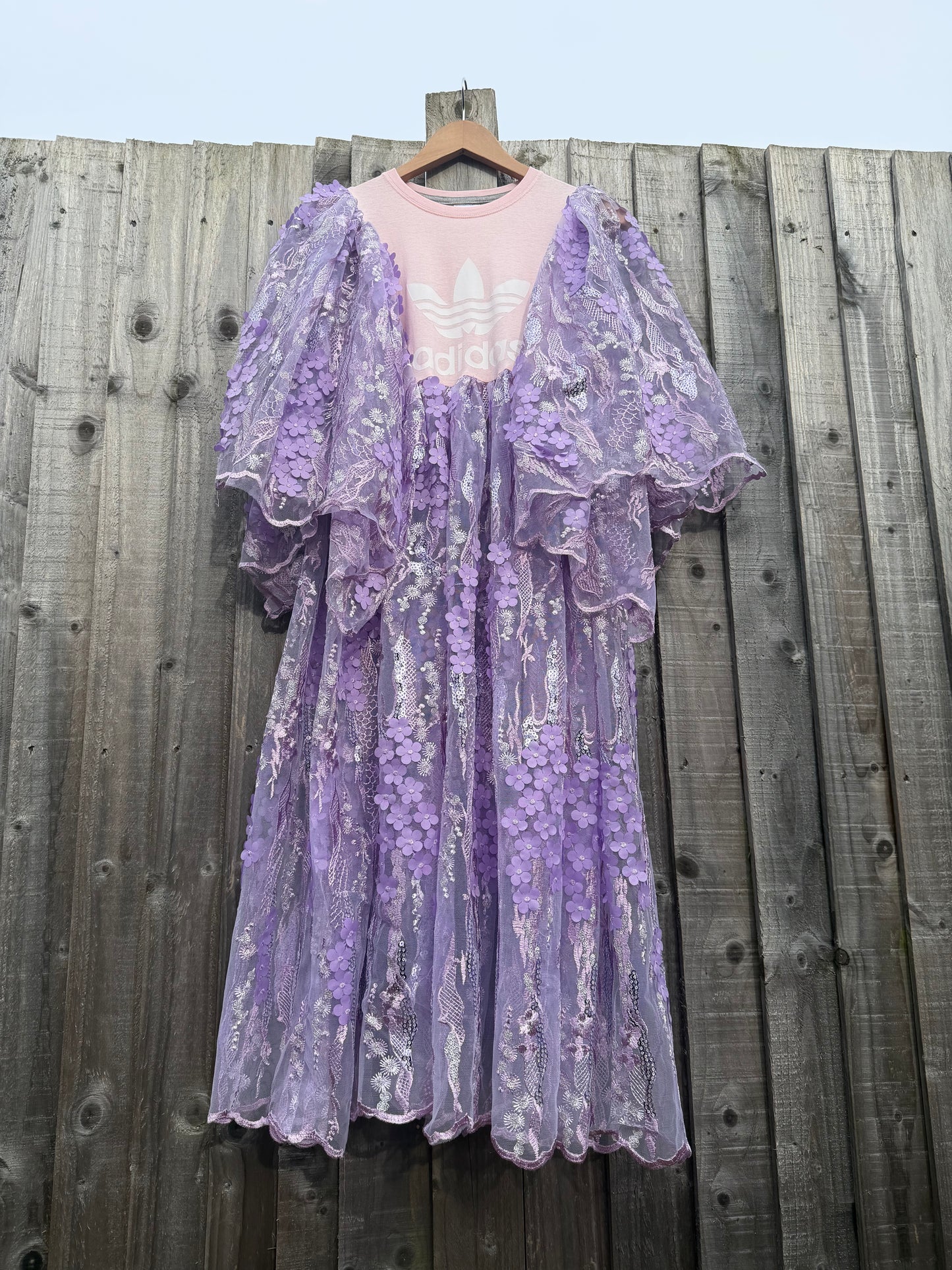 ‘Lilac Porn Star’