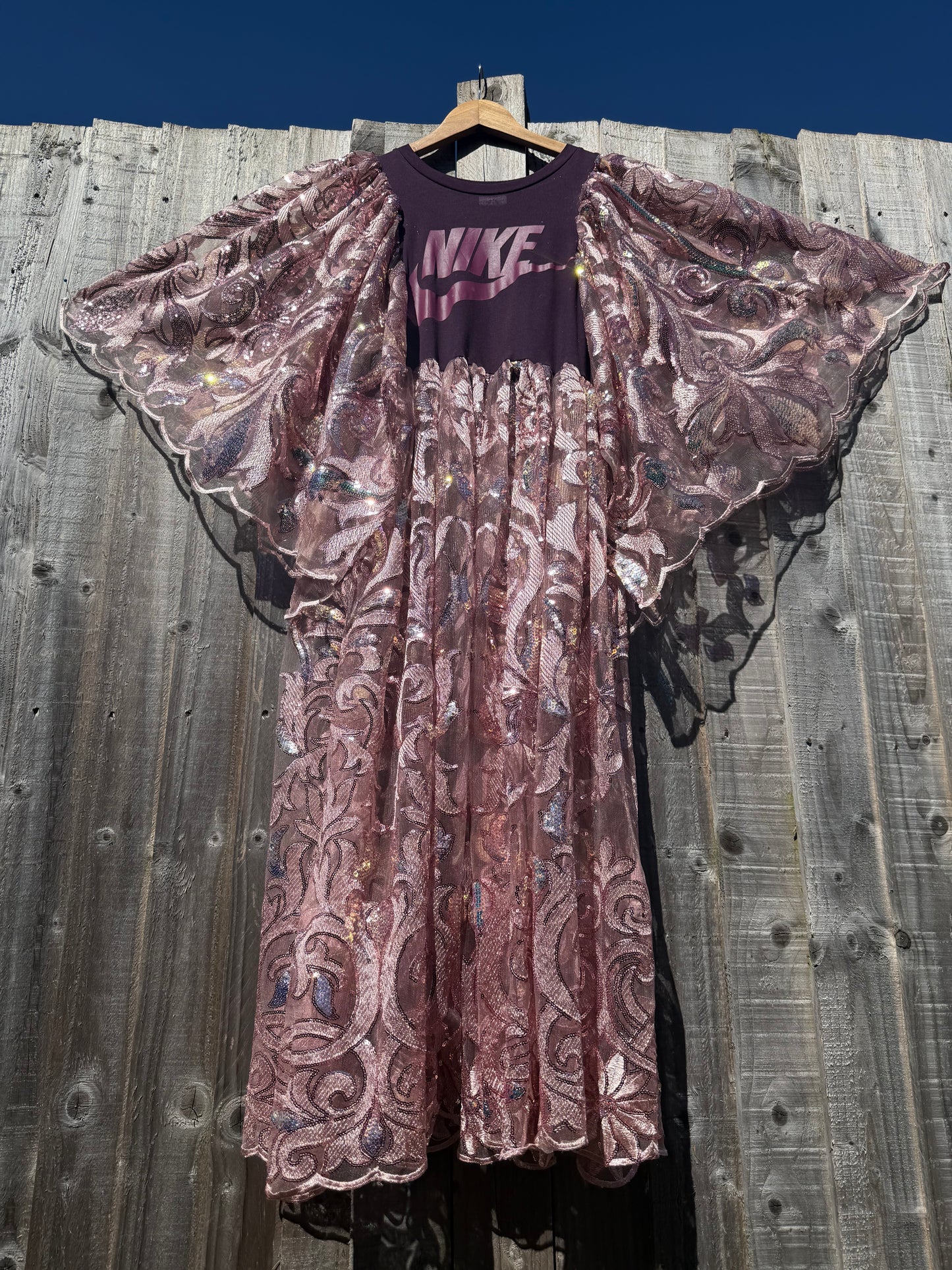 ‘Glad Rags’