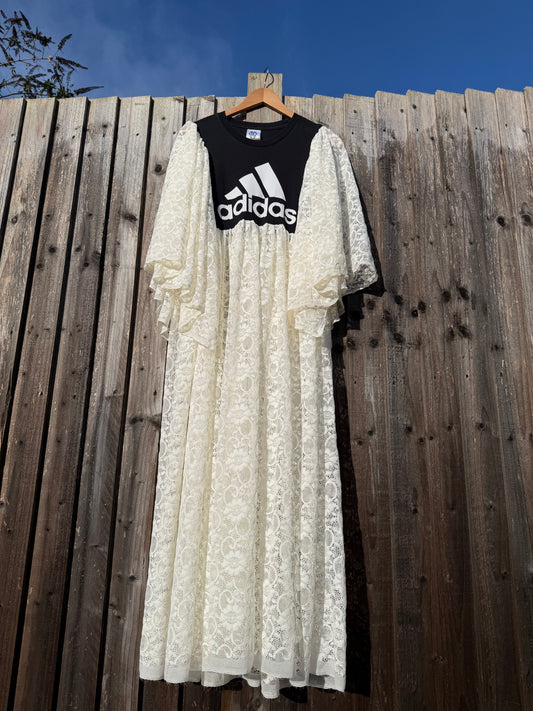 ‘Lacey Thoughts’