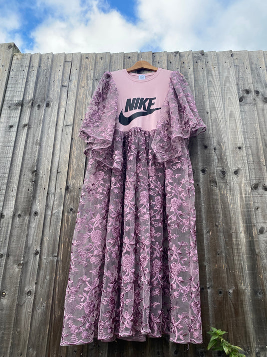 ‘Just a bit of Gossip’